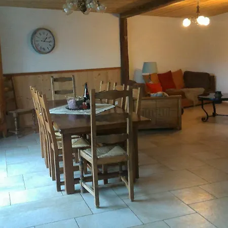 Le Villaret *